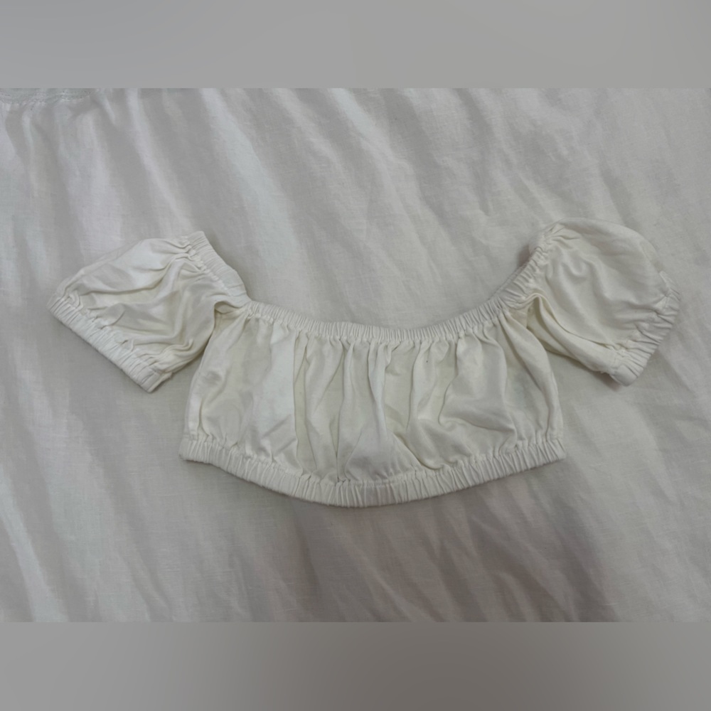 Aritzia - Wilfred Off the Shoulder Tube Top